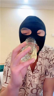 图片[6]_没有期而遇整理脏鞋底/裸脚狂舔/听香水发骚