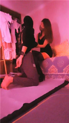 图片[2]_霜冷反绑/提档/乌丝高跟引诱/踏踩耳光完好版