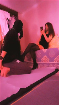 图片[20]_霜冷反绑/提档/乌丝高跟引诱/踏踩耳光完好版