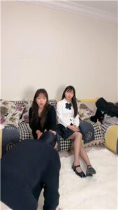 【静静香】双S-高跟美腿踩虐/拽狗链/骑马踩踏耳光【双视角版】_绳艺库视频下载