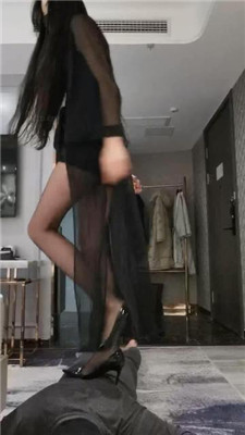 图片[5]_皮皮跑骚的价值-高跟长腿踏踩