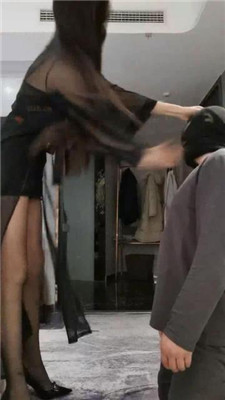 图片[9]_皮皮跑骚的价值-高跟长腿踏踩