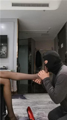 图片[10]_皮皮跑骚的价值-高跟长腿踏踩