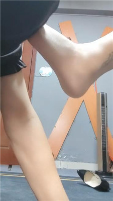 图片[11]_东营天香百合高跟丝袜踏虐/胯停辱/揪耳朵