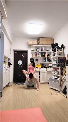 【艺术美学】清理鞋柜/帆布鞋插嘴/手捂窒息/吃鞋底脏物/耳光鞭打_绳艺库视频下载