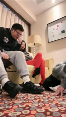 【Jenn】情侣主-超级羞辱玩绿帽老公_绳艺库视频下载