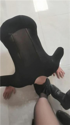 【凌儿女神】绿帽老公伺候情侣主_绳艺库视频下载