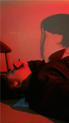 【素人星探】黑丝高跟美腿恋足舔_绳艺库视频下载