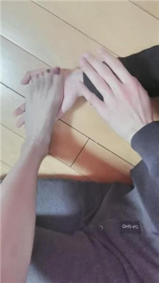 图片[6]_游S白袜肉丝脚踩脸窒息/袜子塞嘴踢踹/捆绑掐乳