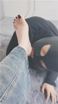 图片[5]_灵竹红高跟恋足跪舔/吮吸脚趾