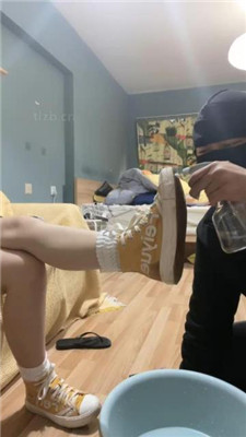 图片[3]_黑泽兮刷鞋匠的日常-高帮帆布鞋白袜