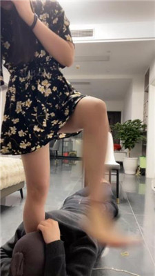 图片[11]_婷S长靴S-艺术耳光鞭打踩踏