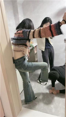 图片[6]_64彤双S-清理脏鞋脏袜/踩狗/下跪伺候洗漱就寝