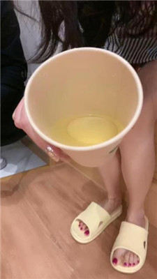 图片[13]_扶桑圣女驯服猥琐快递员-恋足/踩头/踩手上楼梯（二）