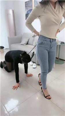 图片[4]_晚晚开发女慕-胯下羞辱/骑马遛狗/啃舔脚
