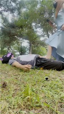 魔鬼天使户外虐跟踪狂-坐脸窒息/碾压踩/骑马双视角版bf42909 网友原创 第14张