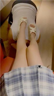 【甜音】JK小姐姐-拖鞋裸足踩脚垫/物化人体家具bf42771_绳艺库视频下载