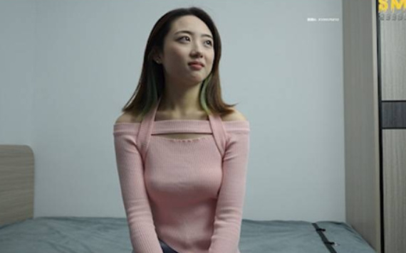 【smile】高冷颜值美女夜夜的40码大脚白袜TK_绳艺库视频下载