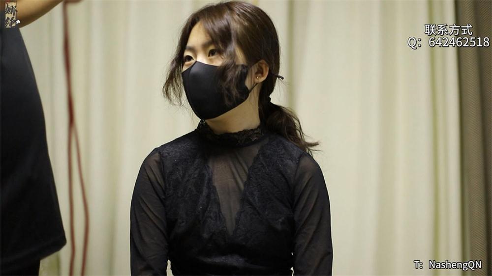 青柠穿着猫爪袜，身子被五角星缚TK黑丝足_绳艺库视频下载