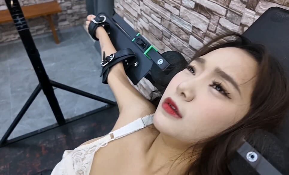 把驴驴禁锢起来,然后强制带入口中,强制tk至失J……_绳艺库视频下载