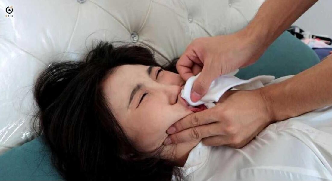 图片[3]_女白领的劫难-TK长靴白袜_绳艺库视频下载