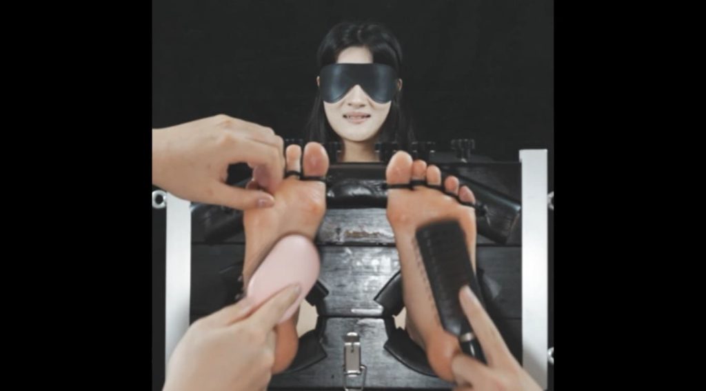 黄埔出品-035 嫩脚幼师_绳艺库视频下载