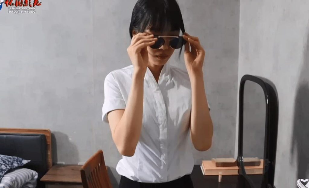 怀旧影苑 独闯龙潭（第一集）_绳艺库视频下载