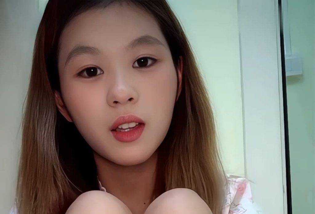 重磅定制 可可喊闺蜜来帮忙TK自己的脚瞬间痒到受不了破防大笑第一部_绳艺库视频下载