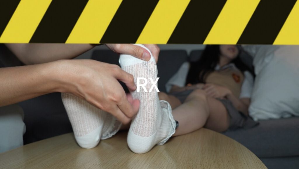 【RX原创】学妹泳装花边白袜+裸足TK_绳艺库视频下载