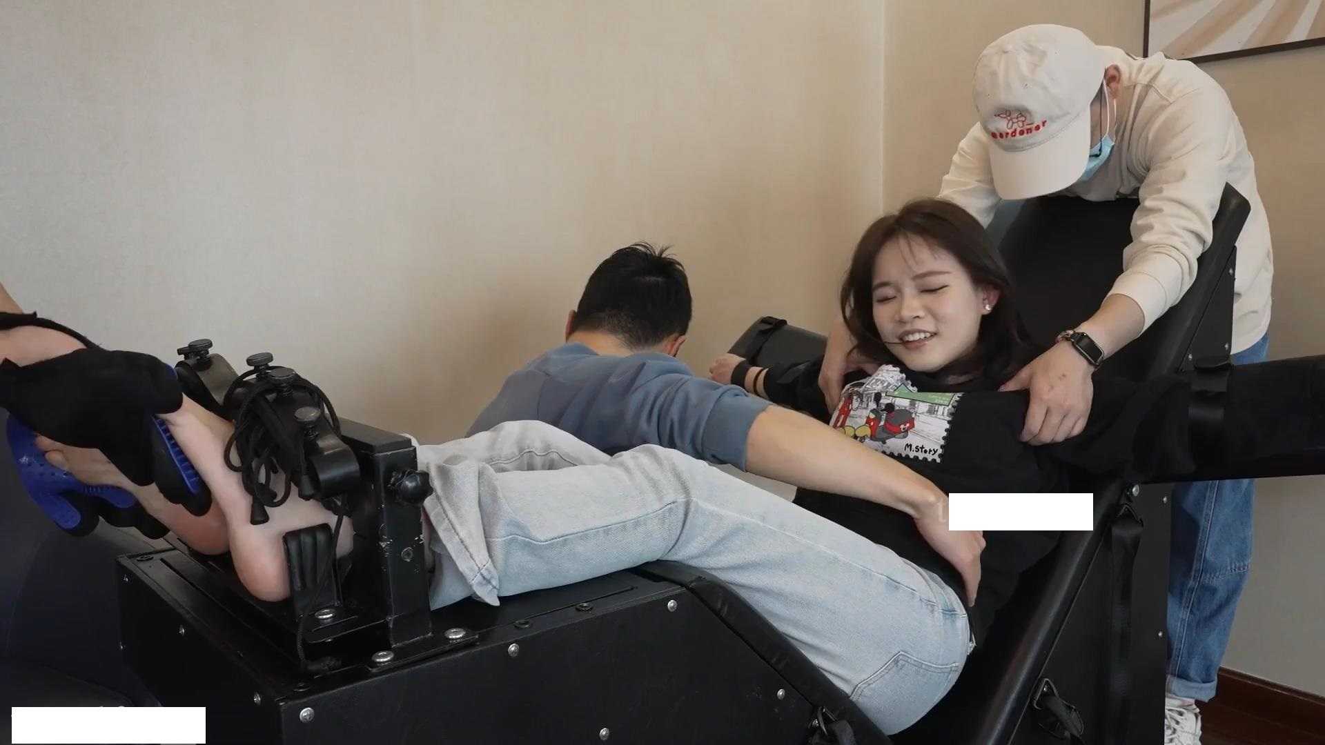 【重磅】推特大王编号233 超可爱甜妹被TK嫩脚 无水印版已发_绳艺库视频下载