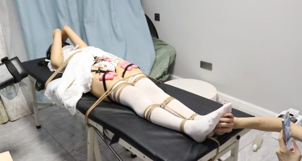 图片[7]_【咕精品1005】足底志愿：少女主动足底彻底挠痒开发！_绳艺库视频下载