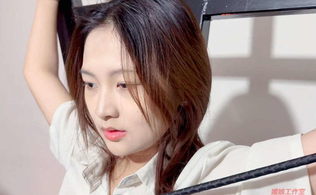 安沐第一次接到线下陪玩的业务，小心脏还是十分忐忑的_绳艺库视频下载