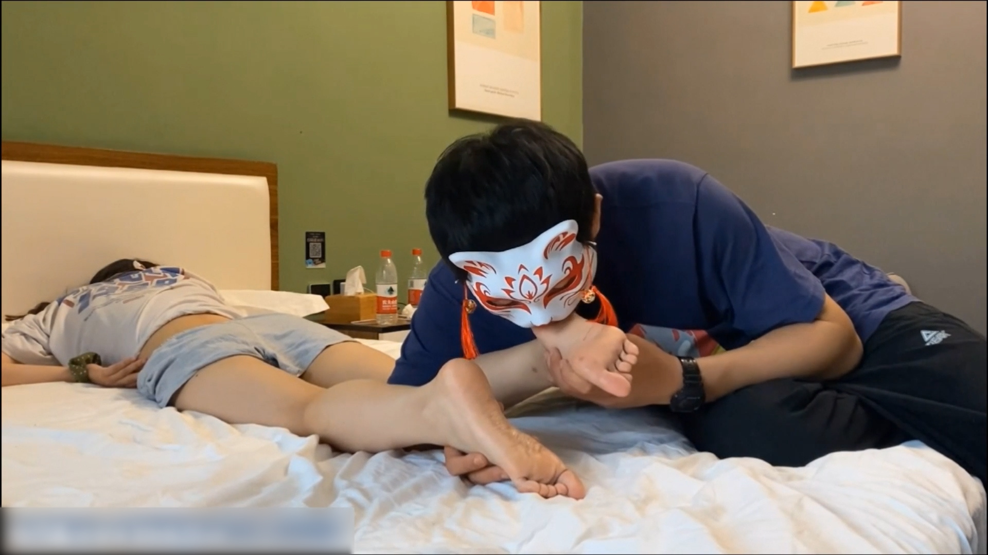 图片[2]_约拍高校20岁漂亮女孩全程tian美脚tk_绳艺库视频下载