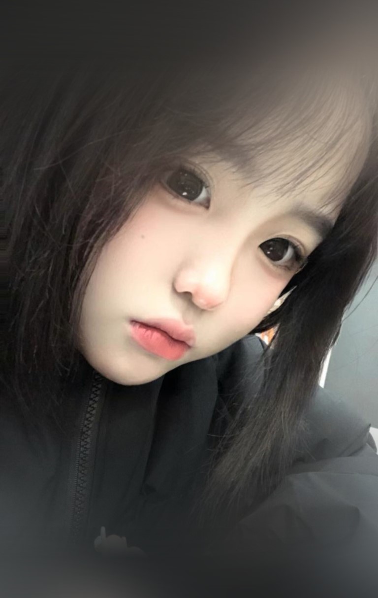 【网友原创】约来超可爱的妹妹拍摄把玩她的白嫩的胖脚丫_绳艺库视频下载