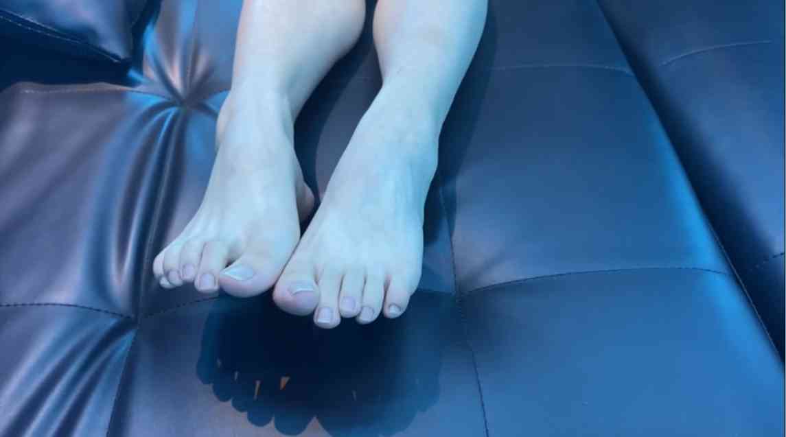 图片[6]_【真实】套路漂亮大学同学到KTV里tk她的脚心_绳艺库视频下载