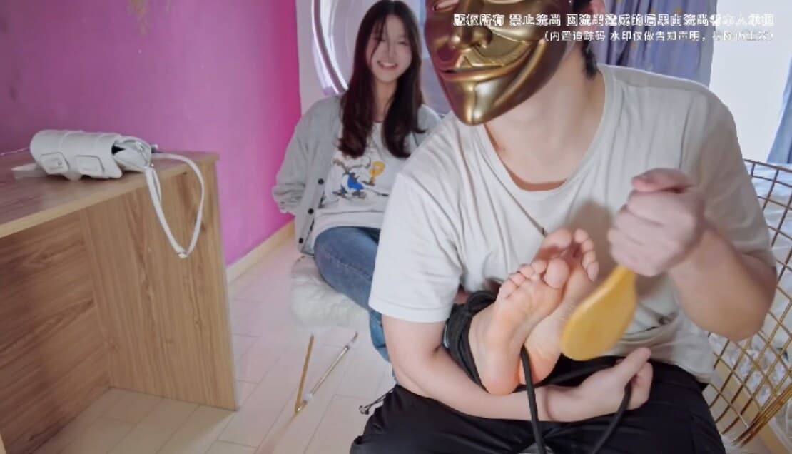 [V笑原创]GWA篇 社牛小师妹的tk挑战 无水印版已发_绳艺库视频下载