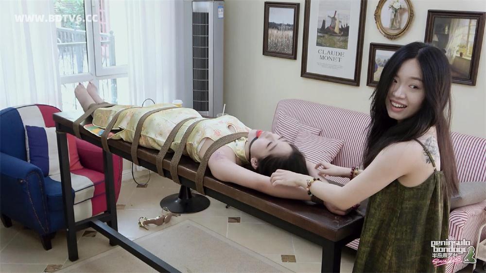 【泽爱】美国定拍：长凳上的小舞娘 全程TK_绳艺库视频下载