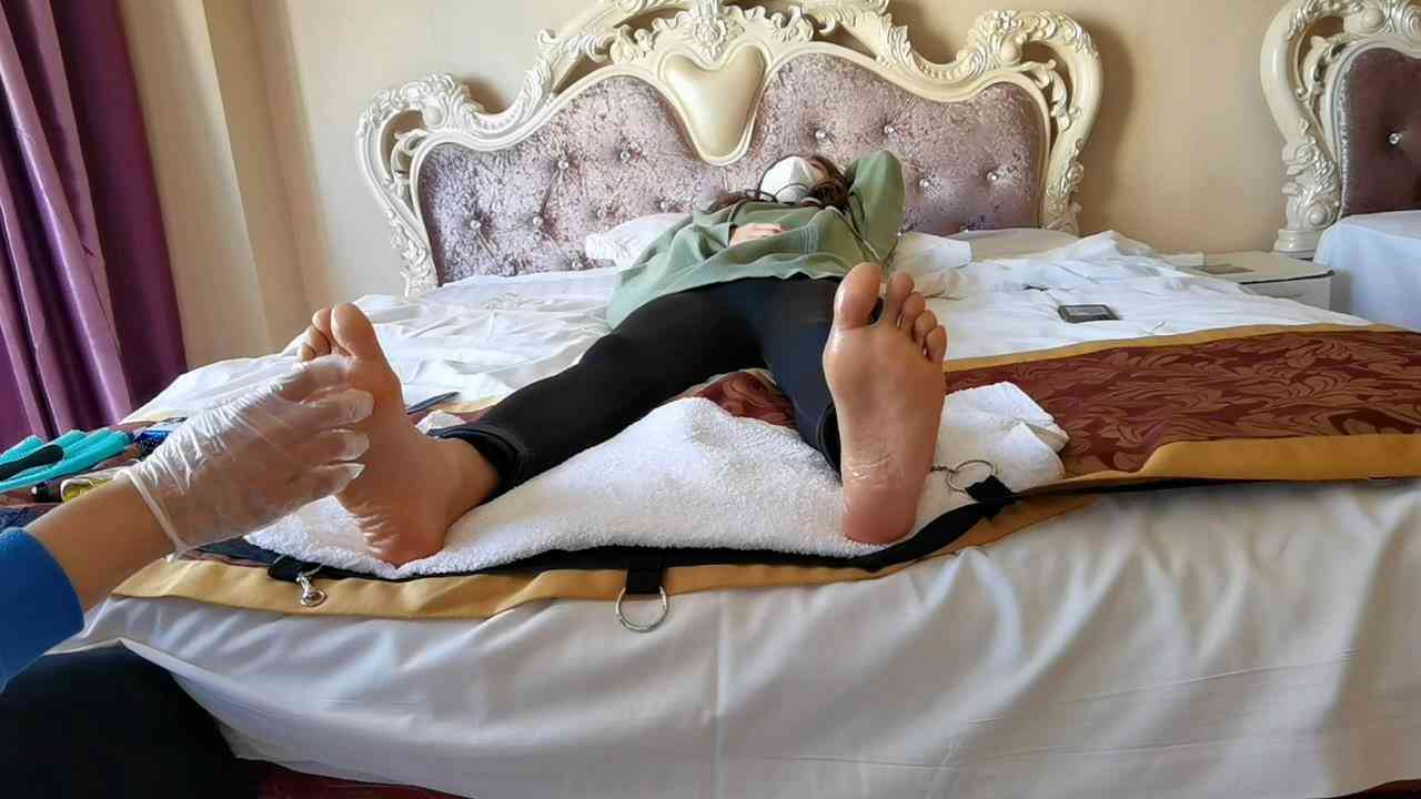 图片[7]_超级重磅 国产最新 大学体育生兼职模特，全程tk求饶_绳艺库视频下载