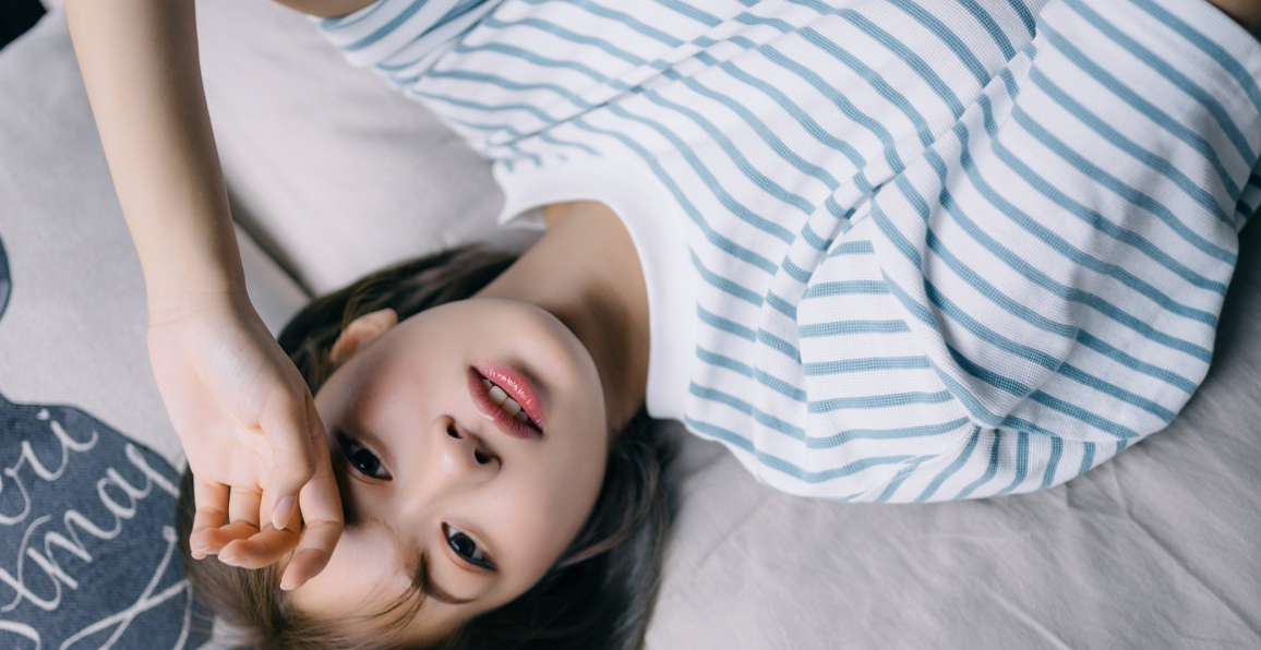 新-约拍足枷抹油TK小美女_绳艺库视频下载