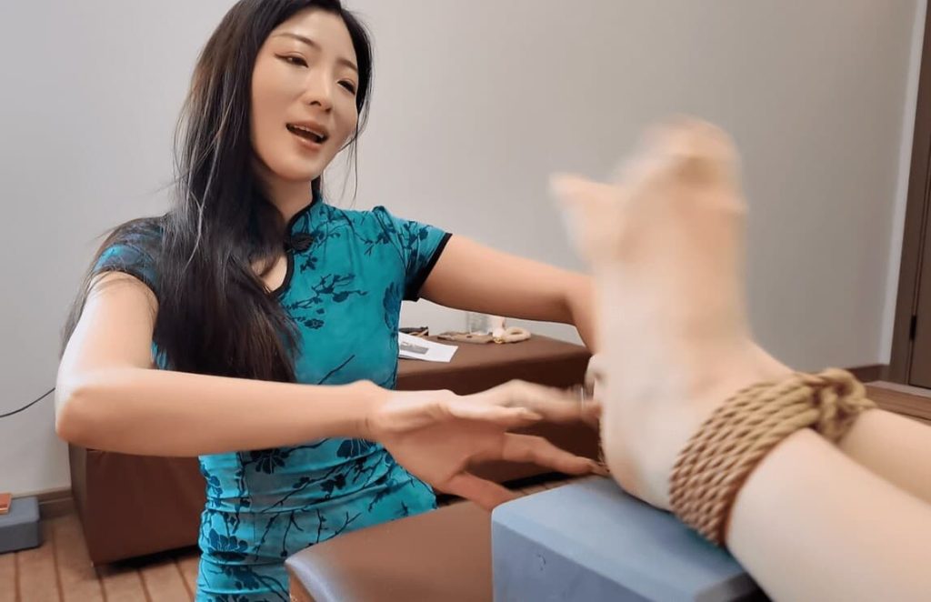 李大侠原创 毒贩与卧底_绳艺库视频下载